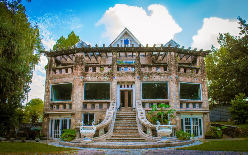 Exterior of 3-story Wonder House in Bartow, FL